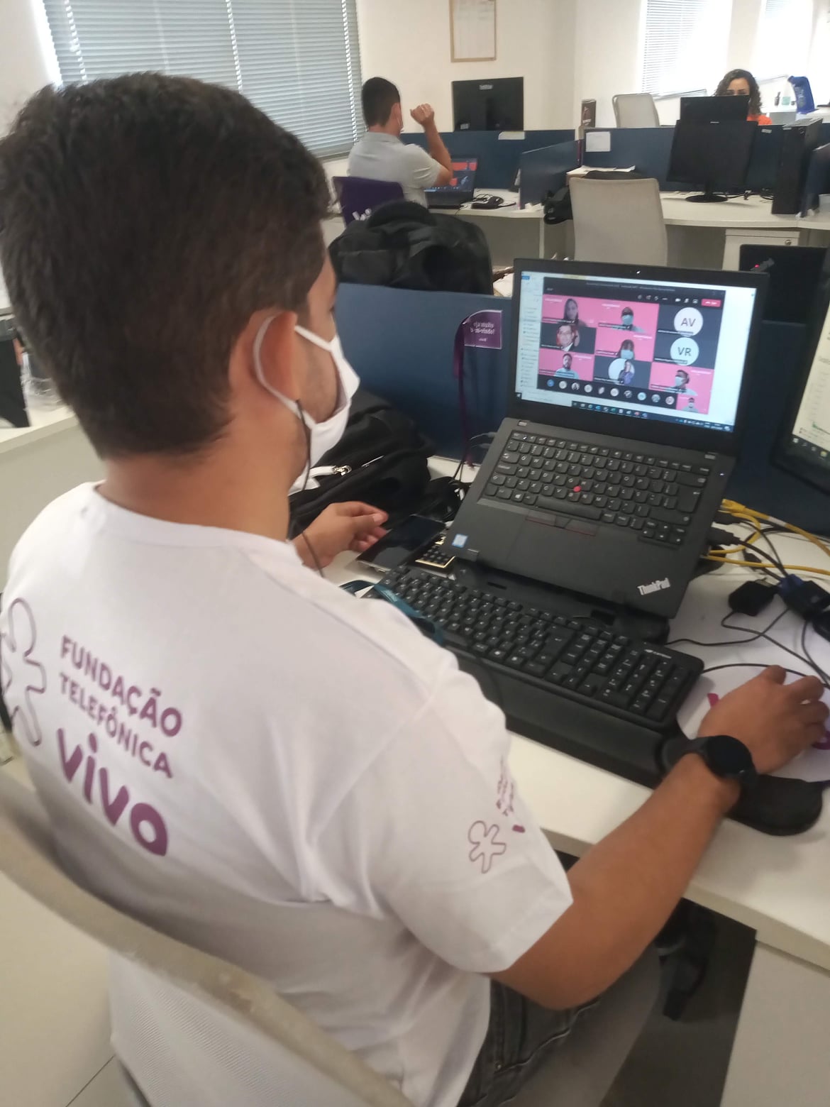 Fundação Telefônica Vivo | Efetividade do voluntariado digital em meio à pandemia